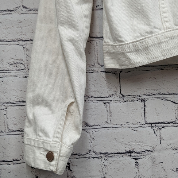 Old Navy white denim - Picture 3 of 5